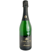 Вино безалкогольне ігристе напівсухе біле Mousseux Carl Jung 0.75l