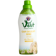 Рідкий миючий засіб для дитячих делікатних тканин,аромат солодкого мигдалю ChanteClair 750ml