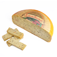 Сир Гауда молодий коров'ячий з різнотрав'ям 50% Ландана Landana