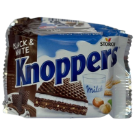 Вафлі Кнопперс Knoppers Black&White 8 штук Storck