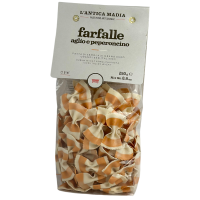 Макарони Farfalle aglio e peperoncino L'antica Madia 250g
