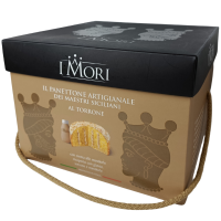 Панетон з мигдальним кремом вкритий глазур'ю, нугою та мигдалем Imori 900g