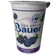 Йогурт зі смаком чорної смородини та чорниці Der Grobe Bauer 250g